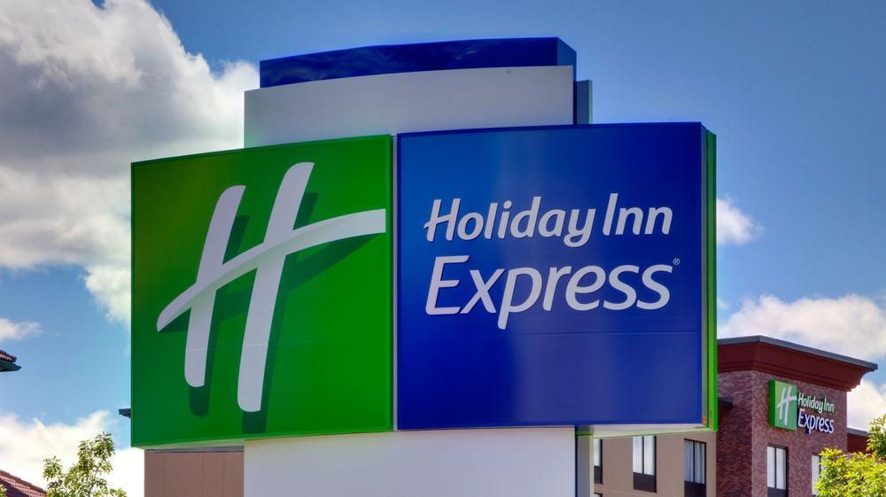 Holiday Inn Express & Suites Bakersfield Airport, An Ihg Hotel Zewnętrze zdjęcie